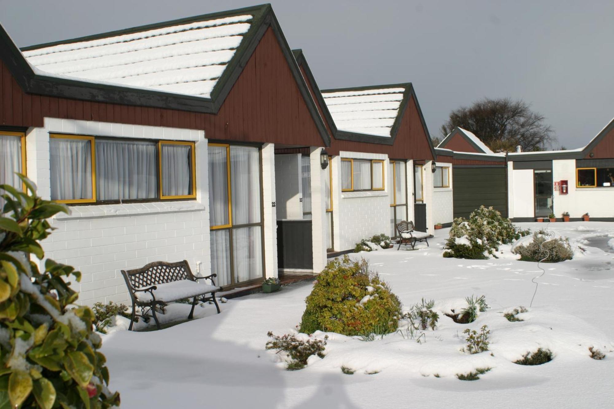 Bavarian Motel Invercargill Exterior photo