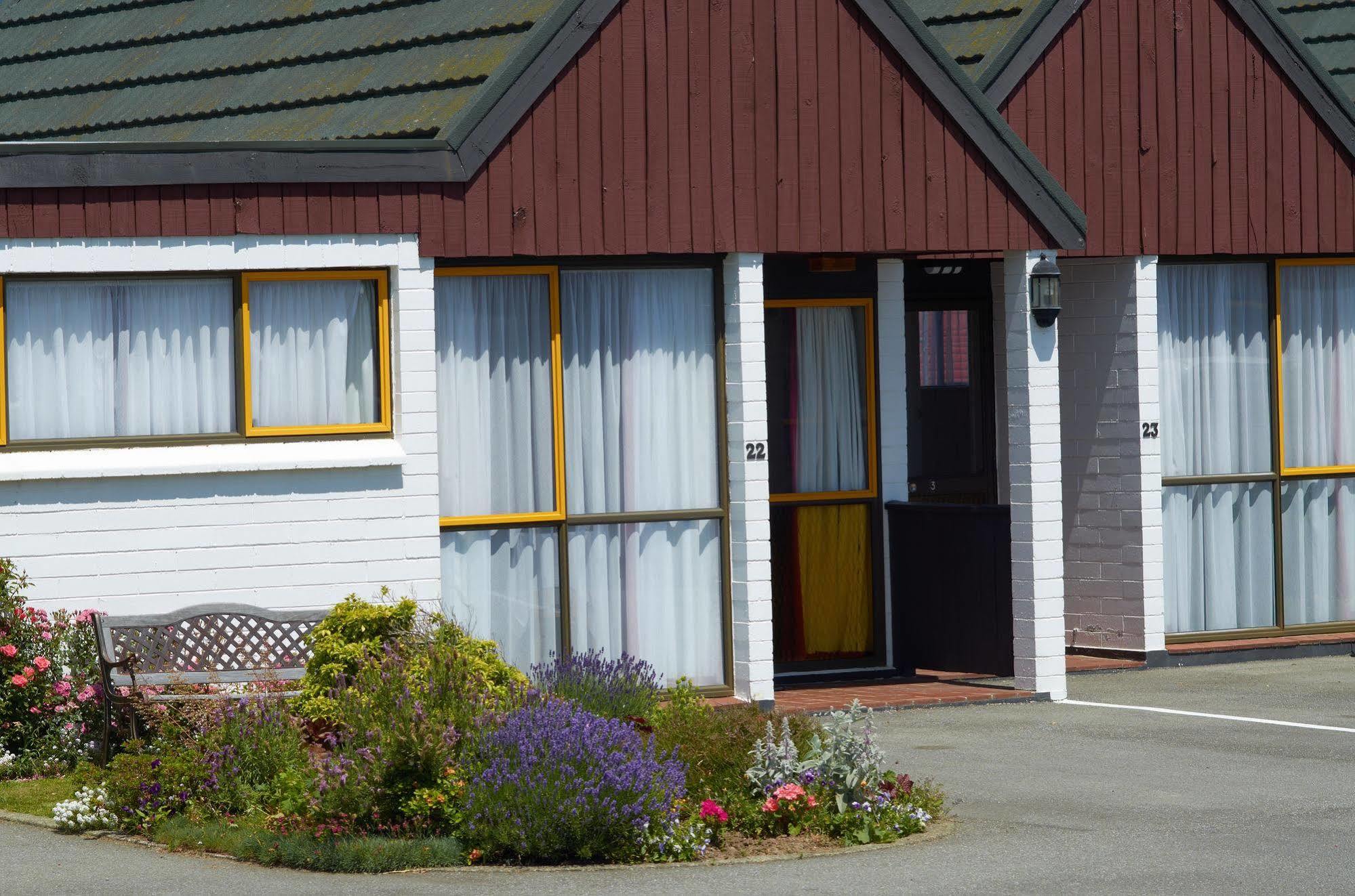 Bavarian Motel Invercargill Exterior photo